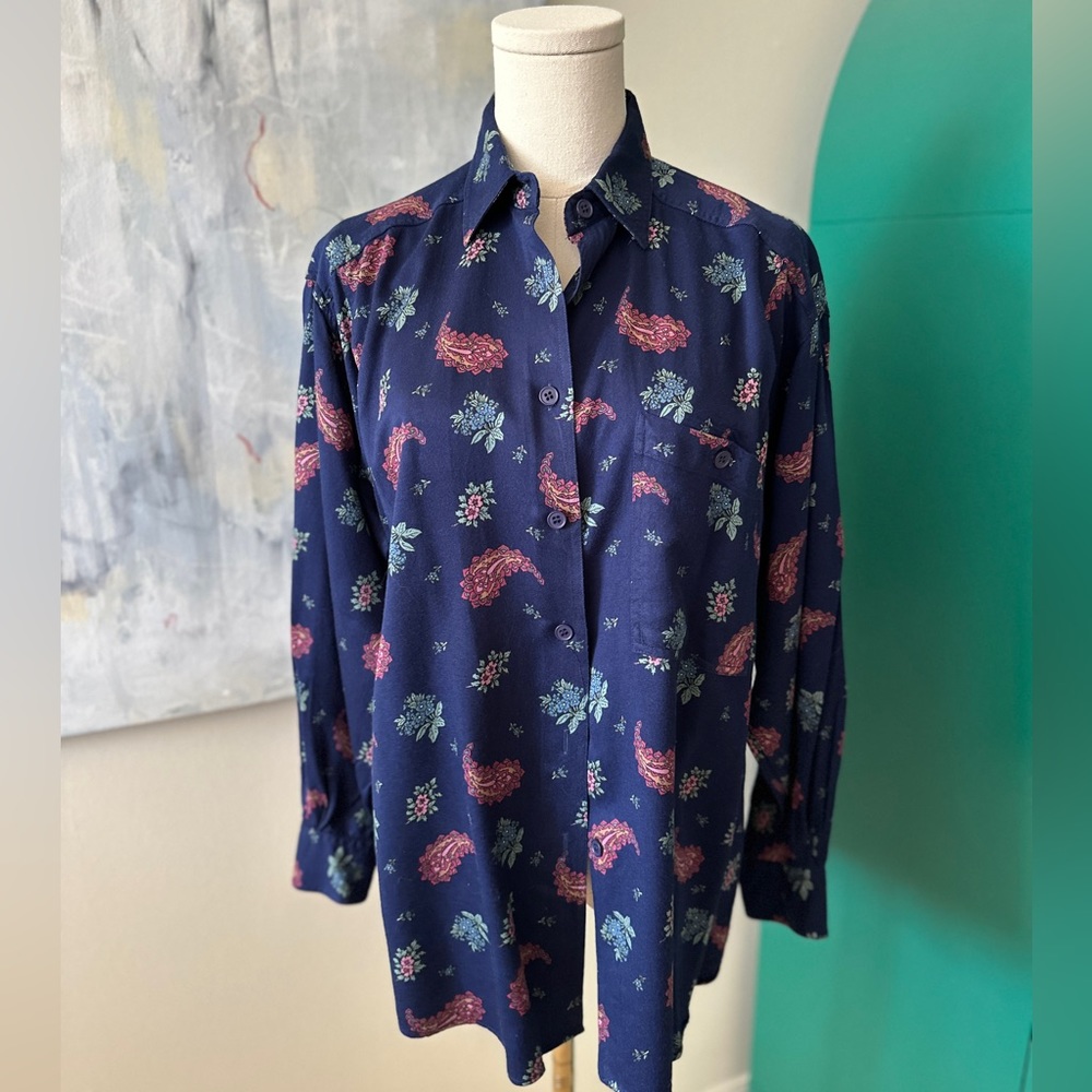 Ninon de Lenclos‎ Blue Paisley Buttondown